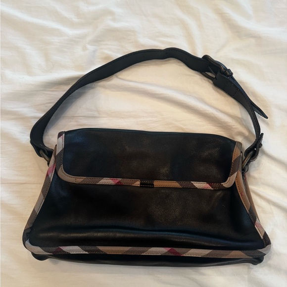 Burberry London Nova Check Women’s Shoulder Bag - Picture 3 of 4